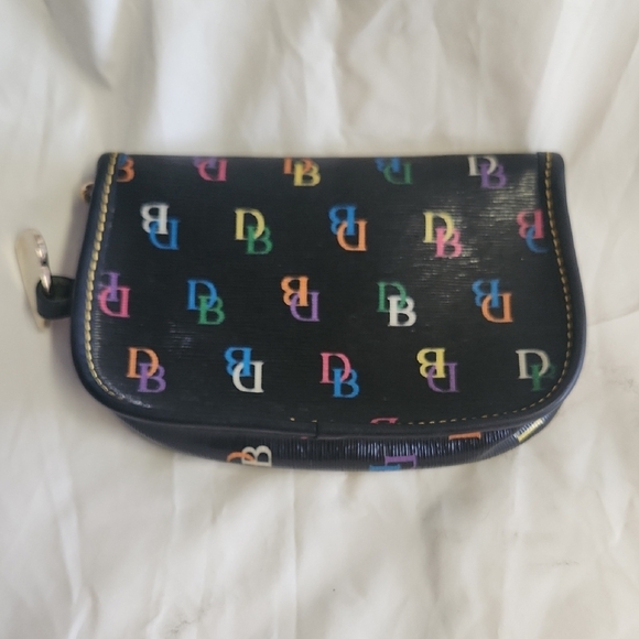 Dooney & Bourke Black Clutch with Leather Trim Vintage - Picture 2 of 7